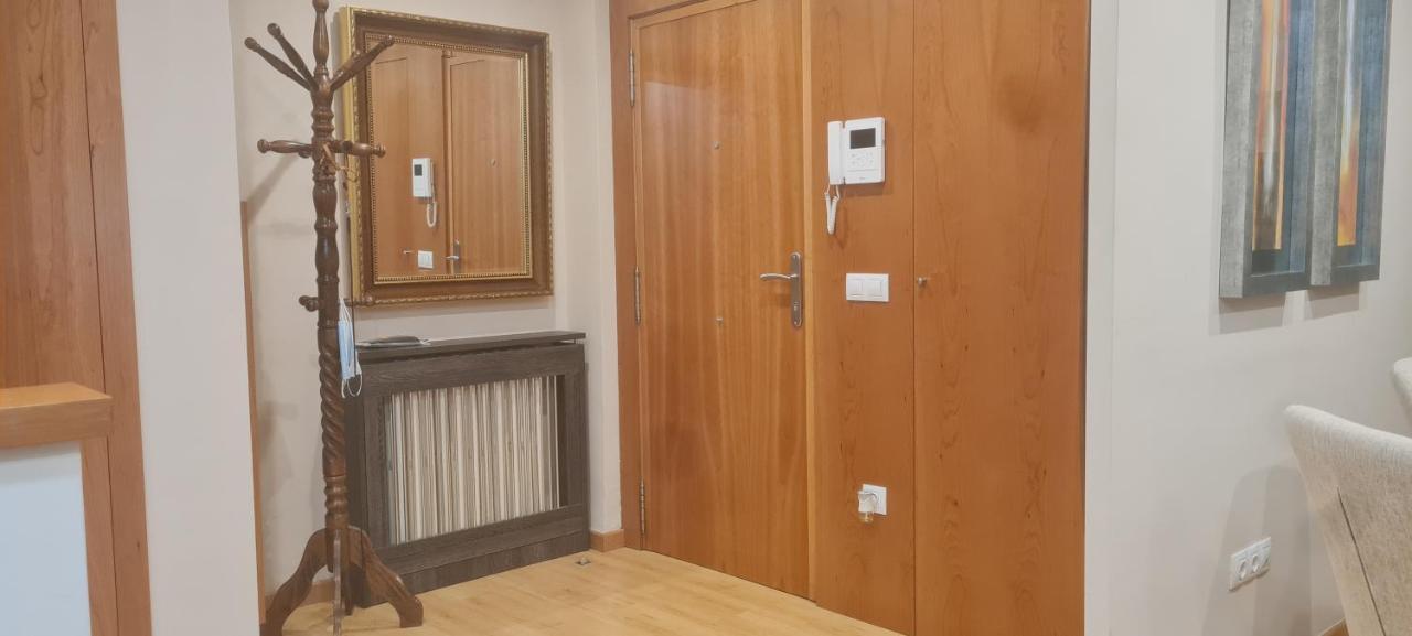 סלאמנקה Apartamento Carmelitas מראה חיצוני תמונה